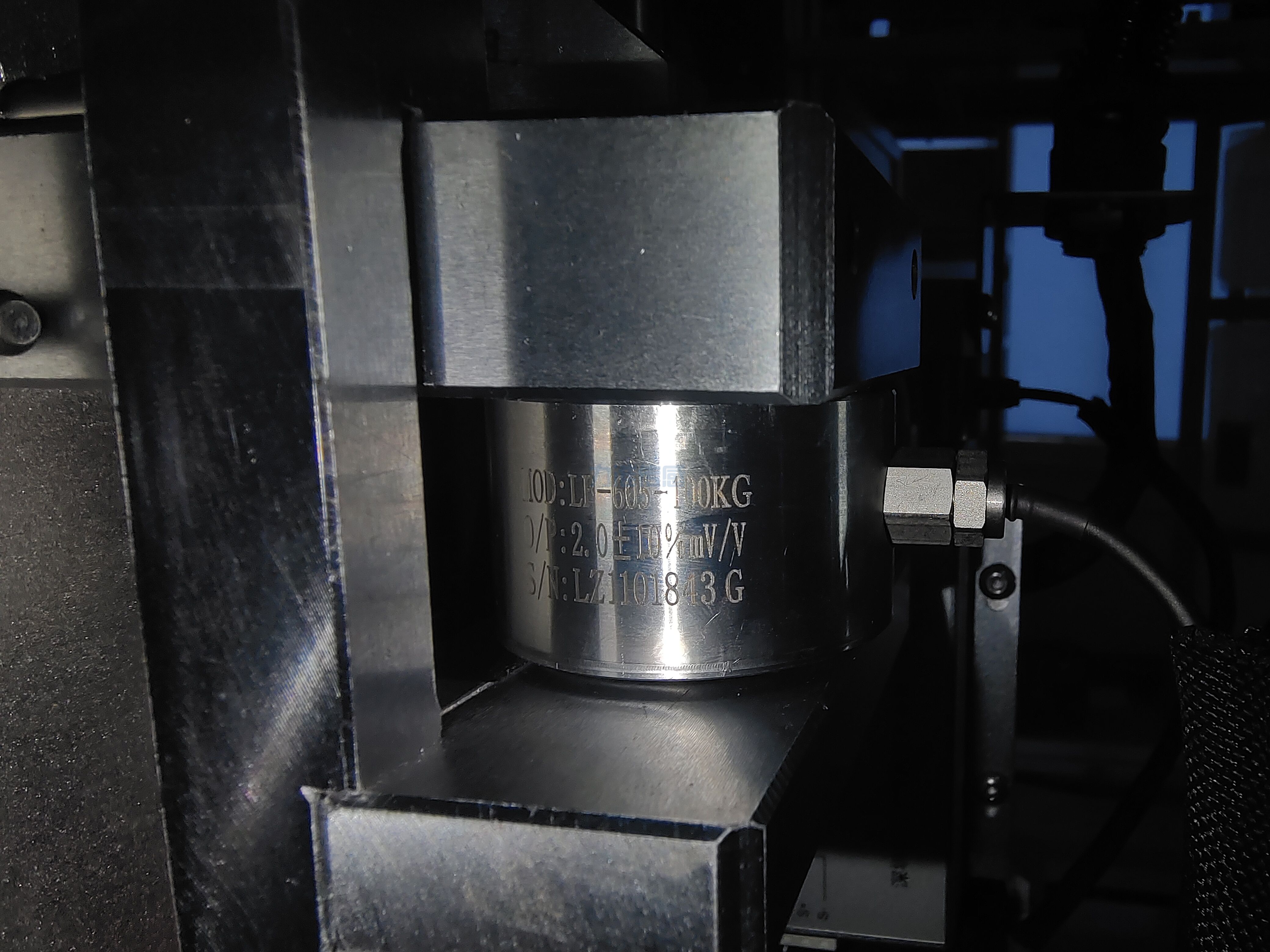 制造測(cè)力傳感器需要哪些材料以及會(huì)遇到哪些問題？